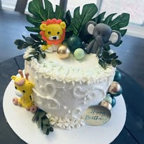 6 inch deorated cake