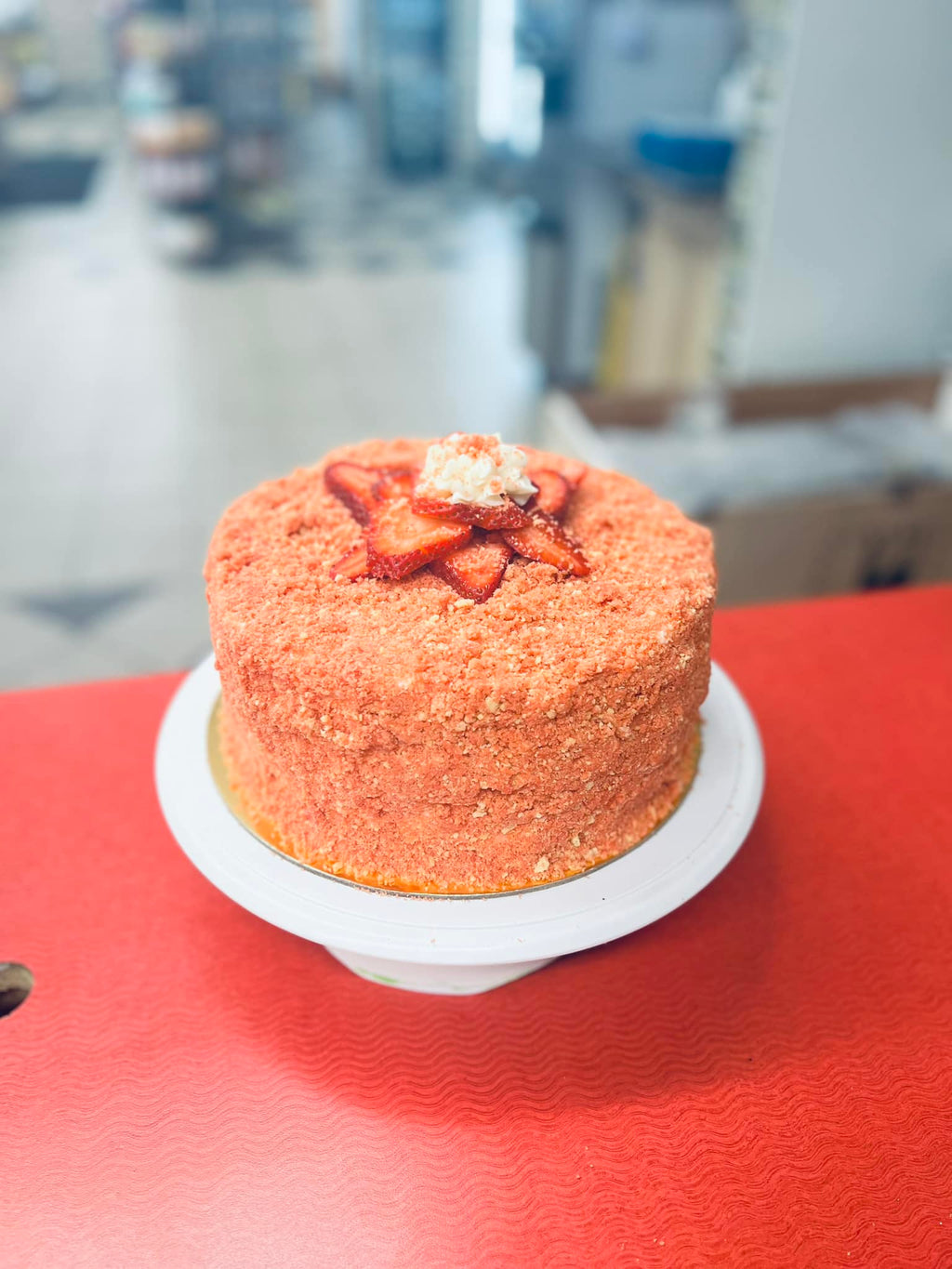 6 inch deorated cake